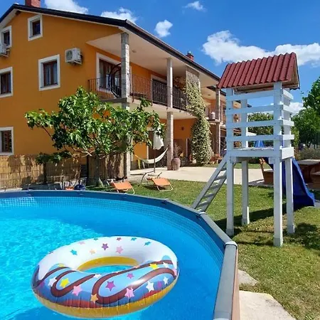 Kizin House, Cozy Apartments By Istrian Embrace Brezovica pri Gradinu Exterior photo