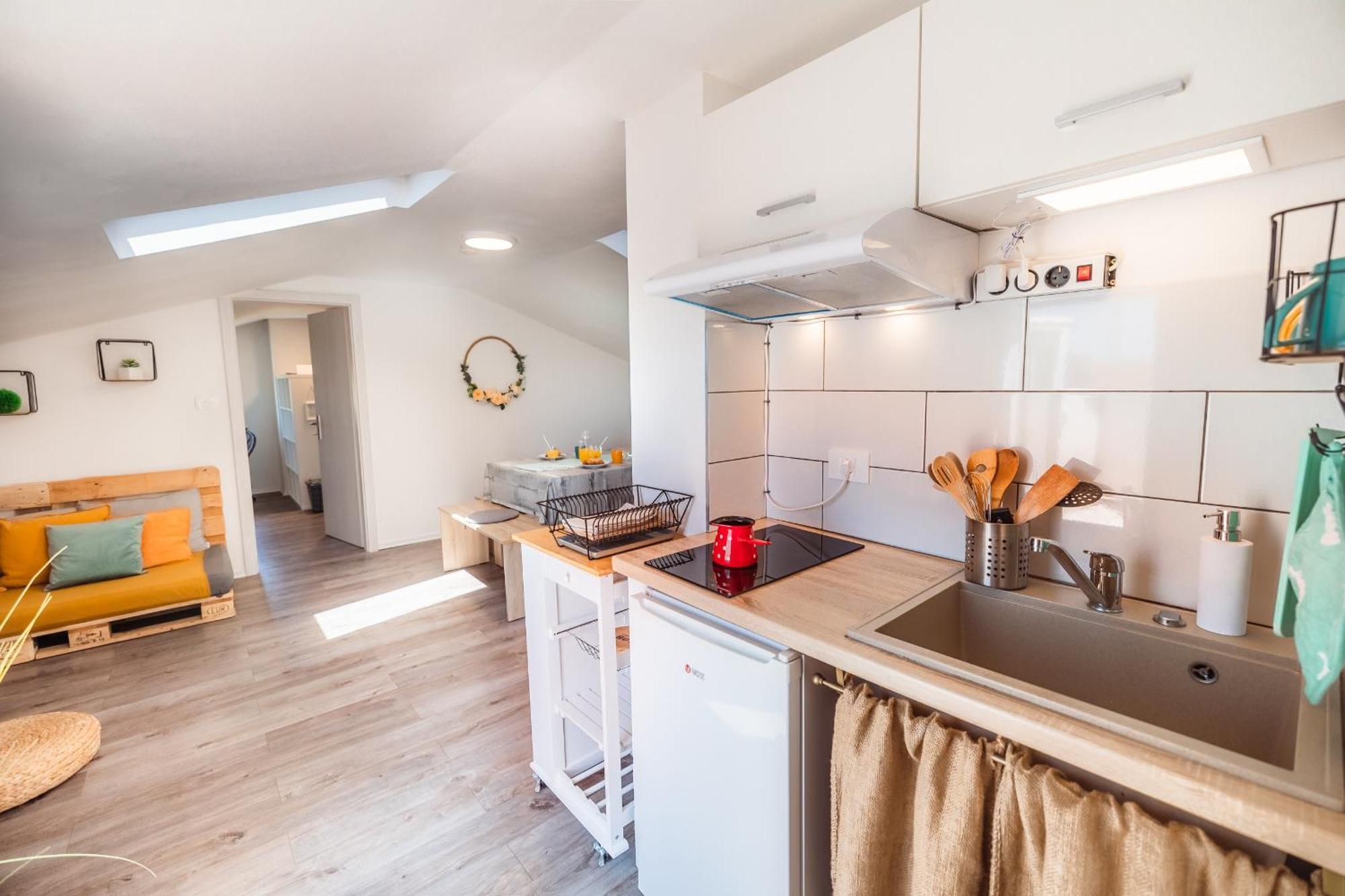 Apartment Kizin House, Cozy By Istrian Embrace Brezovica pri Gradinu